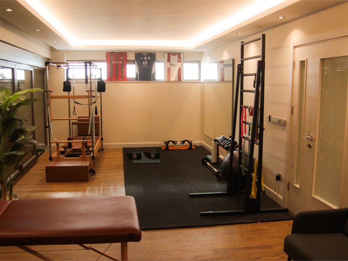 REF Fizyoterapi reformer pilates alanı - Üsküdar klinik pilates